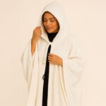 بطانيه قابله للارتداء اوف وايت